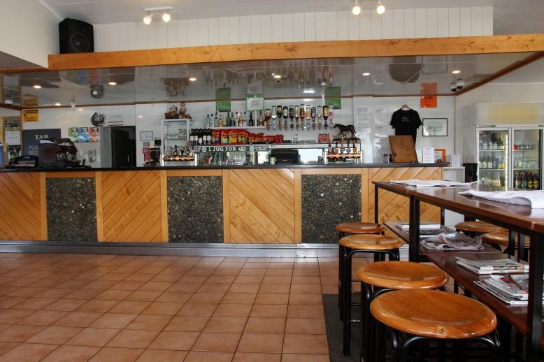 Kaponga Hotel Екстериор снимка